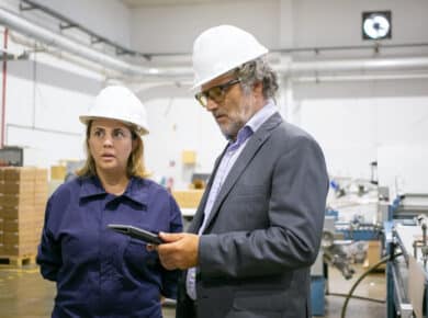 Segredo industrial na FISPQ: quando é permitido omitir o número CAS e como cumprir a norma